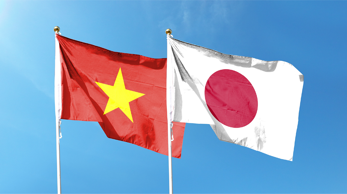 日本とベトナムの国旗